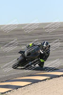 media/Oct-13-2025-Moto Forza (Mon) [[a66d839500]]/2-A Group/Session 2 (Bowl)/